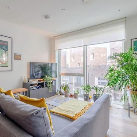 Superb 1 Bedroom Apartment 3Mins From Tube Station 런던 외부 사진